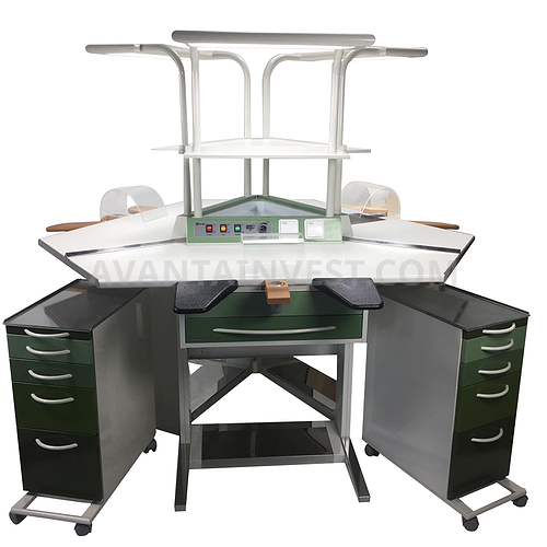 Dental technician table for three workplaces