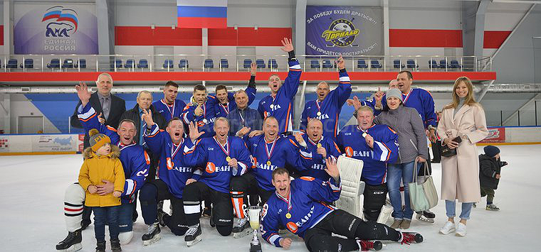 Хоккейная команда "АВАНТА" стала победителем Первенства Псковской области